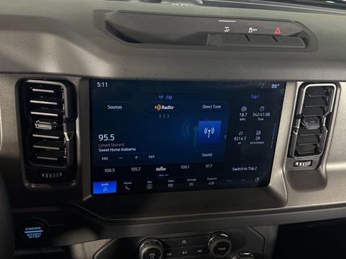 Used 2025 Ford Bronco Big Bend image 35