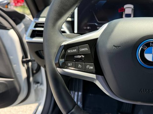 Certified 2025 BMW i4 eDrive40 w/ M Sport Package RWD image 26