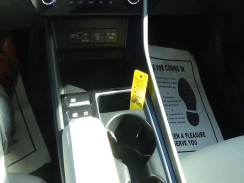 Used 2025 Hyundai Sonata SEL FWD image 25