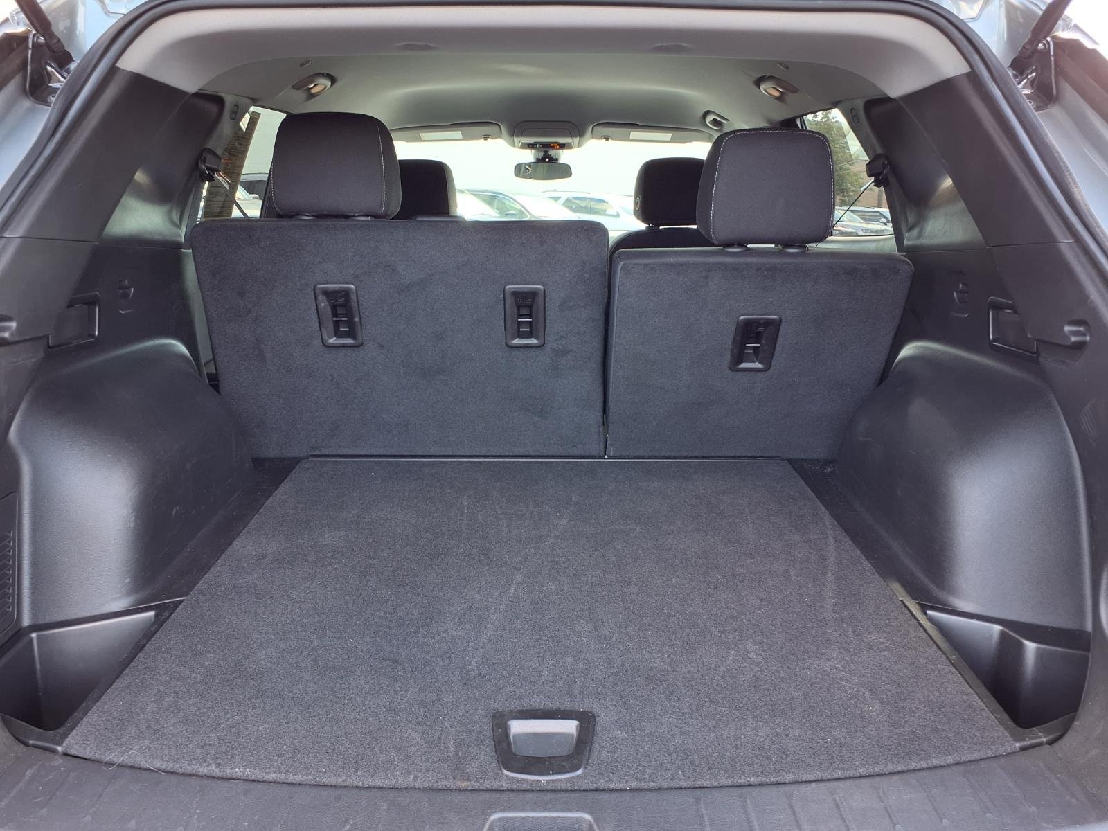 Used 2025 Chevrolet Blazer LT FWD image 20