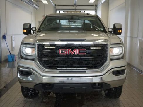 Used 2017 GMC Sierra 1500 4x4 Double Cab image 16