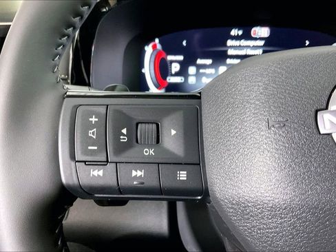 New 2026 Nissan Pathfinder SL image 23