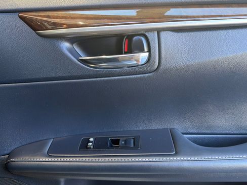 Used 2014 Lexus ES 350 w/ Premium Package FWD image 21