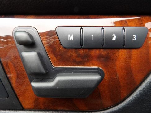 Used 2013 Mercedes-Benz C 250 Coupe image 11