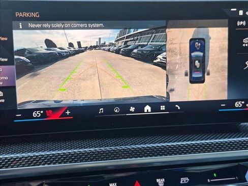 Used 2024 BMW 760i xDrive image 11