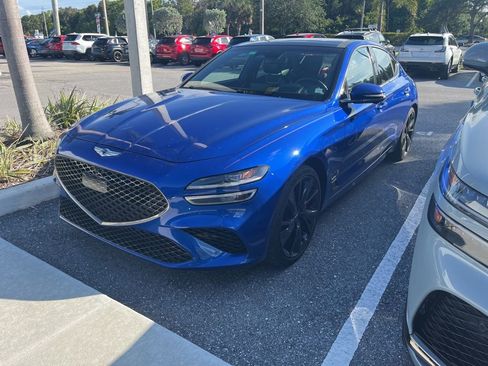 Used 2022 Genesis G70 3.3T RWD image 3