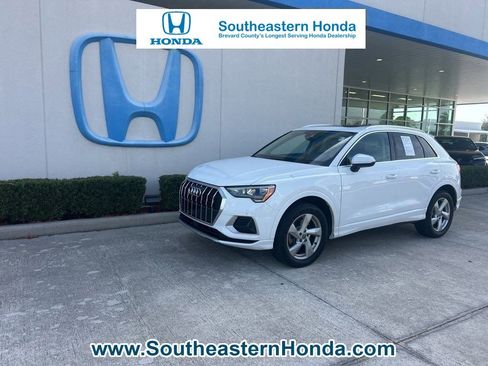 Used 2020 Audi Q3 2.0T Premium AWD/4WD image 1