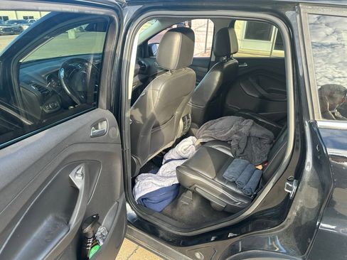 Used 2017 Ford Escape Titanium w/ Equipment Group 301A image 10