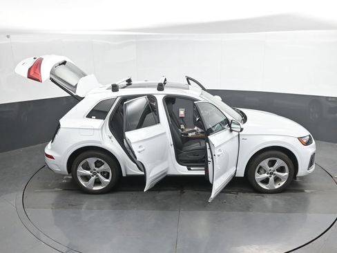 Used 2023 Audi Q5 2.0T Premium Plus AWD/4WD image 47