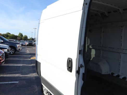 Used 2016 RAM ProMaster 2500 FWD image 25
