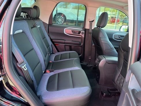 Certified 2025 Ford Bronco Sport Outer Banks w/ Outer Banks Tech Package+ AWD/4WD image 19
