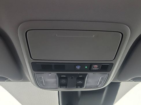 Certified 2018 Honda Odyssey Touring image 34