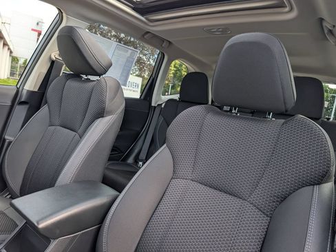 Used 2023 Subaru Forester Premium AWD/4WD image 19