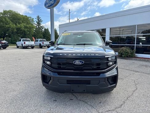 New 2026 Ford Expedition Max Active AWD/4WD image 5