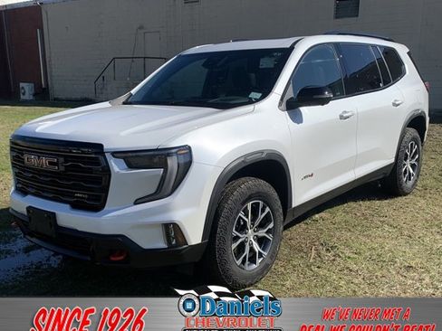 Used 2024 GMC Acadia AT4 image 1