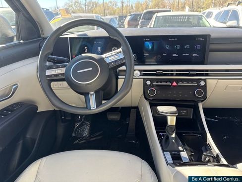 Certified 2025 Hyundai Tucson SEL image 34