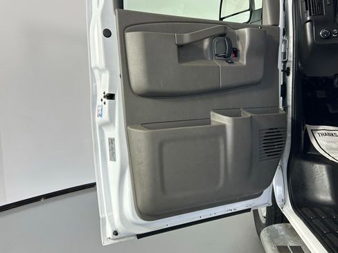 Used 2024 GMC Savana 2500 w/ Driver Convenience Package RWD image 26