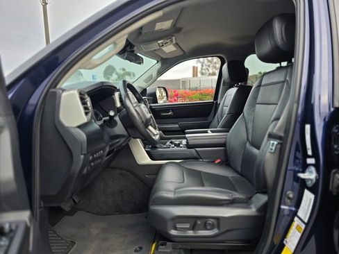Used 2022 Toyota Tundra SR5 w/ SR5 Premium Package AWD/4WD image 13