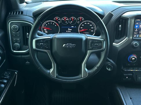 Used 2020 Chevrolet Silverado 1500 LT Trail Boss AWD/4WD image 14