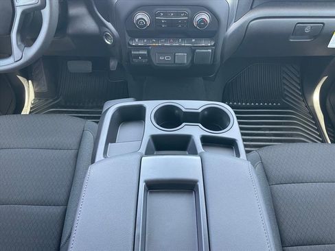 New 2026 Chevrolet Silverado 2500 Custom w/ Custom Value Package AWD/4WD image 18