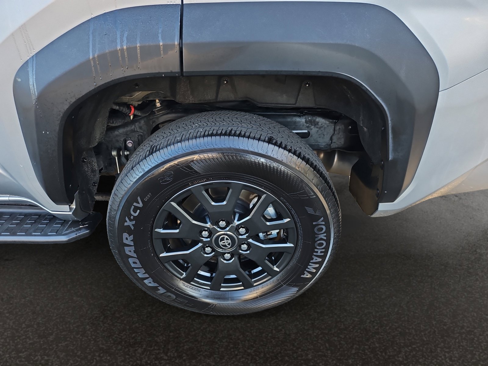 Used 2025 Toyota 4Runner SR5 AWD/4WD image 46