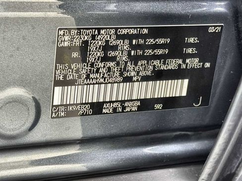 Used 2021 Toyota Venza XLE w/ Carpet Mat Package (TMS) AWD/4WD image 11