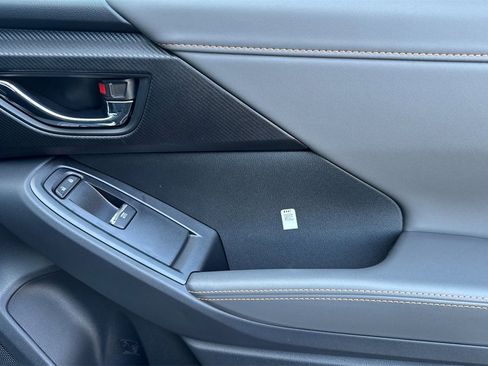 New 2025 Subaru Crosstrek 2.5i Limited w/ Crosstrek Mirror Package image 21