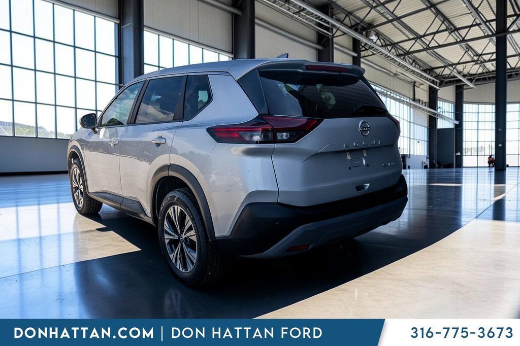 Used 2022 Nissan Rogue SV AWD/4WD image 28