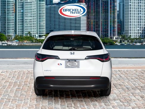Certified 2024 Honda HR-V LX image 6