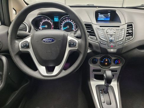 Used 2018 Ford Fiesta SE FWD image 22