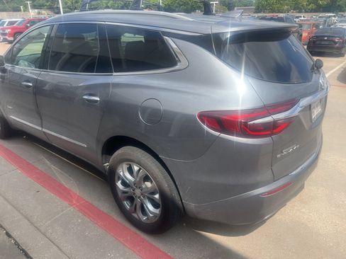 Used 2020 Buick Enclave Avenir FWD image 8