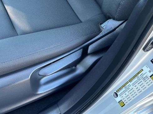 Used 2025 Toyota Corolla LE FWD image 22