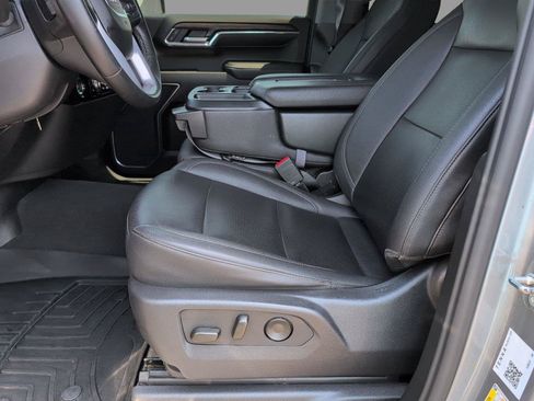 Used 2024 GMC Sierra 1500 SLT AWD/4WD image 15