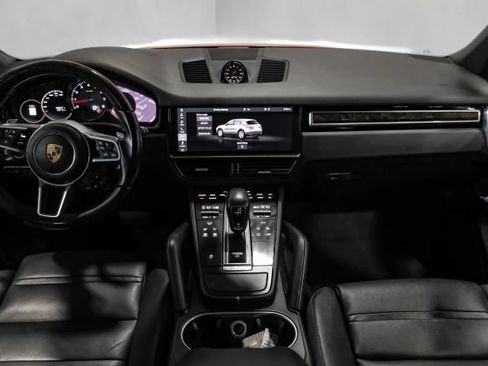 Used 2021 Porsche Cayenne AWD/4WD image 17