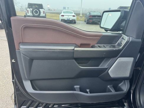 Used 2022 Ford F150 Lariat w/ Equipment Group 502A High image 11