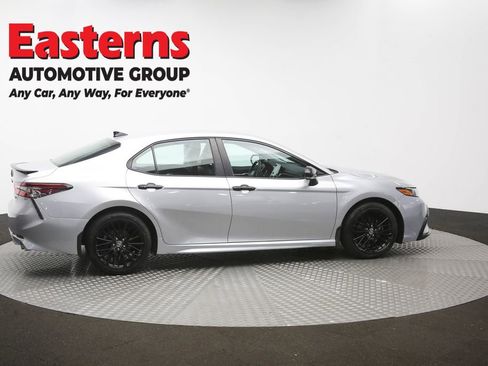 Used 2022 Toyota Camry SE FWD image 39