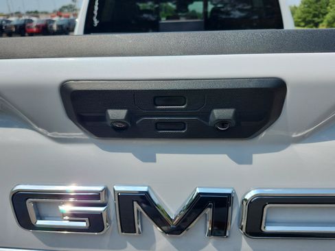 Certified 2026 GMC Sierra 1500 Denali Ultimate AWD/4WD image 13