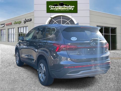 Used 2022 Hyundai Santa Fe SE image 7