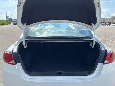Used 2017 Chrysler 200 Limited Platinum FWD image 46