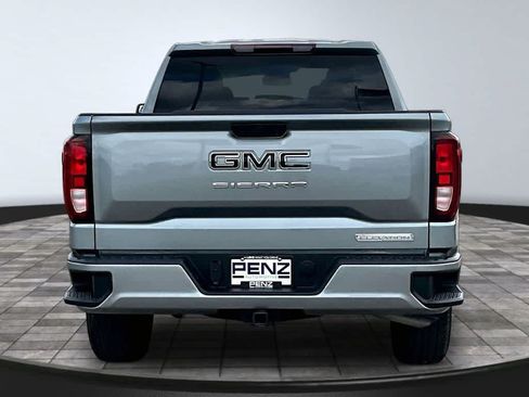 Used 2025 GMC Sierra 1500 Elevation w/ LPO, Elevation Black Package AWD/4WD image 6