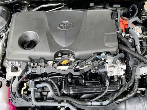 Used 2025 Toyota Camry LE FWD image 33