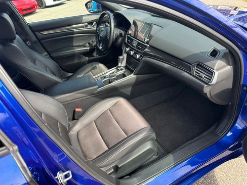 Used 2020 Honda Accord Sport image 13