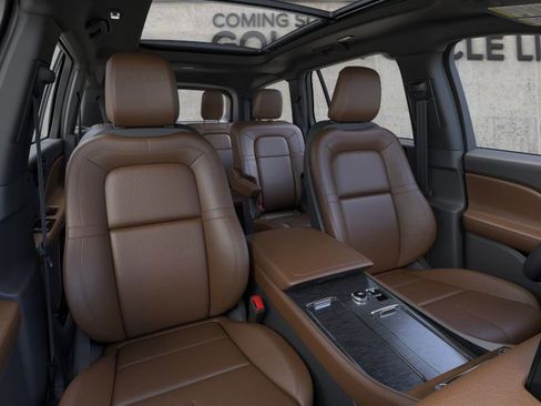 New 2026 Lincoln Aviator Reserve image 11