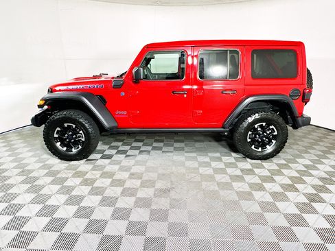 Used 2025 Jeep Wrangler Unlimited Rubicon 4xe w/ Convenience Group image 6
