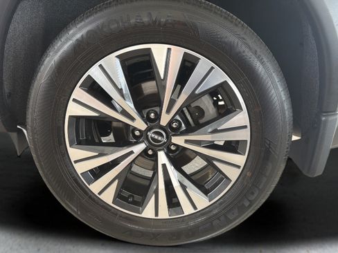 Certified 2023 Nissan Rogue SV AWD/4WD image 26