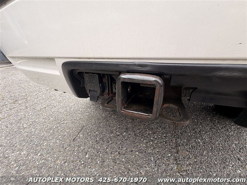 Used 2008 Jeep Grand Cherokee Laredo AWD/4WD image 17