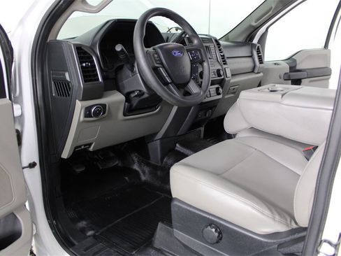 Used 2021 Ford F350 XL w/ Power Equipment Group image 16