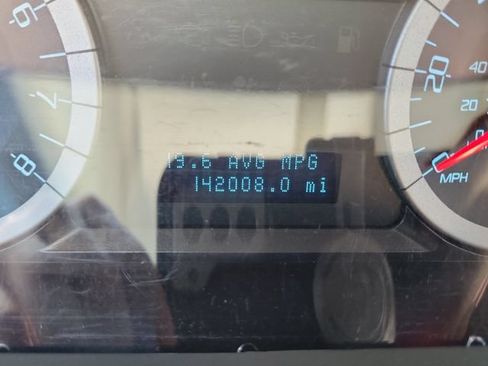 Used 2011 Ford Escape XLS w/ 101A Rapid Spec Order Code AWD/4WD image 24