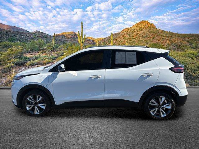 Used 2023 Chevrolet Bolt EUV LT w/ Convenience Package FWD image 7