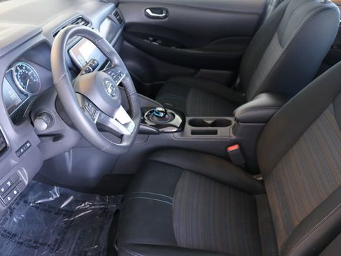 Used 2021 Nissan Leaf SV Plus image 17